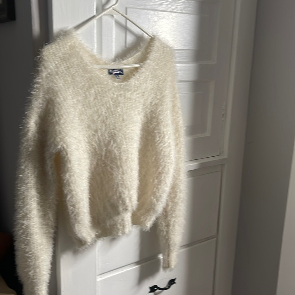 Adorable Freshman brand Sweatshirt XS- fits like small sweater NWOT